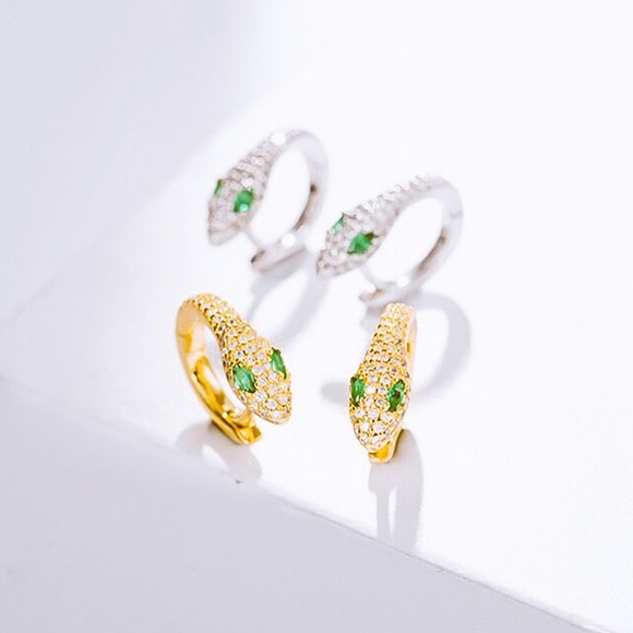 🔵𝟲𝟱%𝗢𝗙𝗙 𝗯𝘂𝗻𝗱𝗹𝗲𝘀 𝟯+🔵 NEW CZ Snake Delicate Huggies - Picture 5 of 15